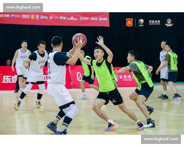 NBA直播官方网站:实时更新赛事数据和精彩比赛直播,尽享篮球盛宴